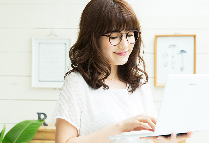 Conceal with glasses and sunglasses